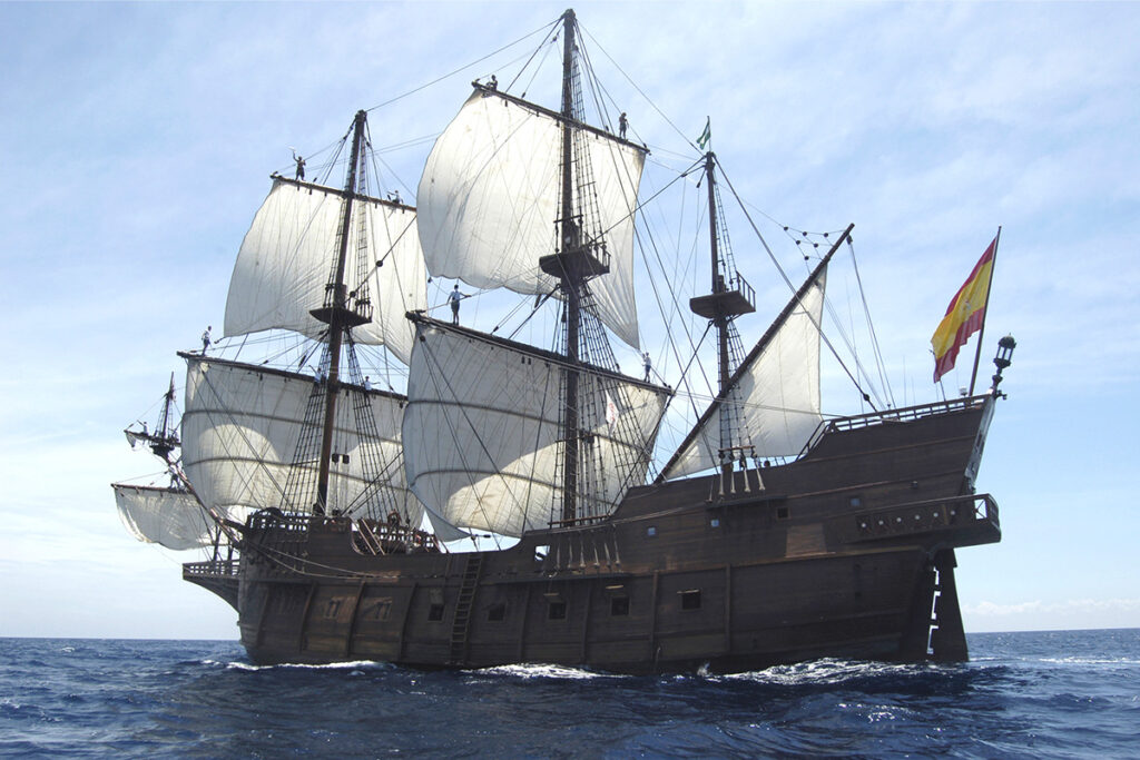 Puerto Banús celebra la llegada del Galeón Andalucía a su Muelle de Honor