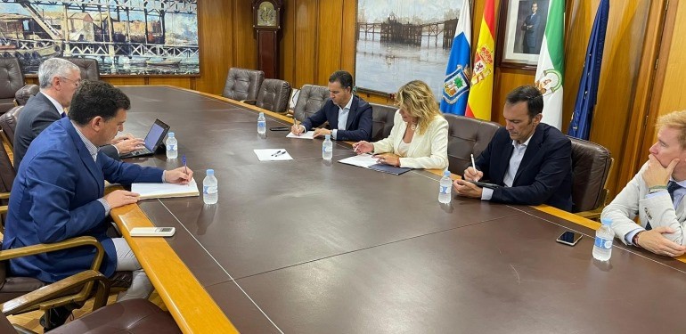 Puerto de Huelva avanza junto al Ayuntamiento en proyectos conjuntos de Puerto-Ciudad