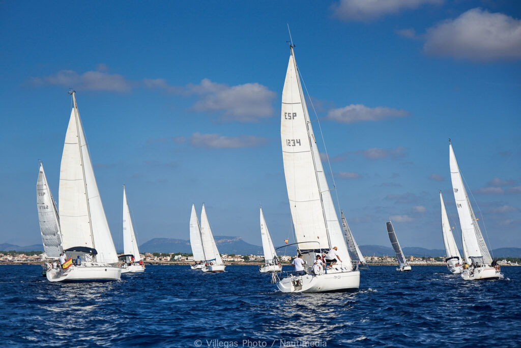 Club Nàutic Sa Ràpita celebra dos fines de semana de regatas de clase crucero