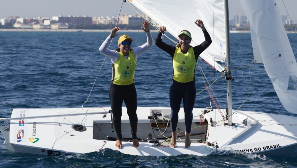 Bruna Patricio y Juliana Duque, ganadoras del Mundial de Snipe Femenino en Valencia Mar