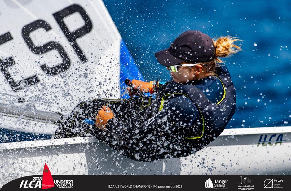 Marga Perelló brilla en el Campeonato Mundial U21 de ILCA 6 en Marruecos