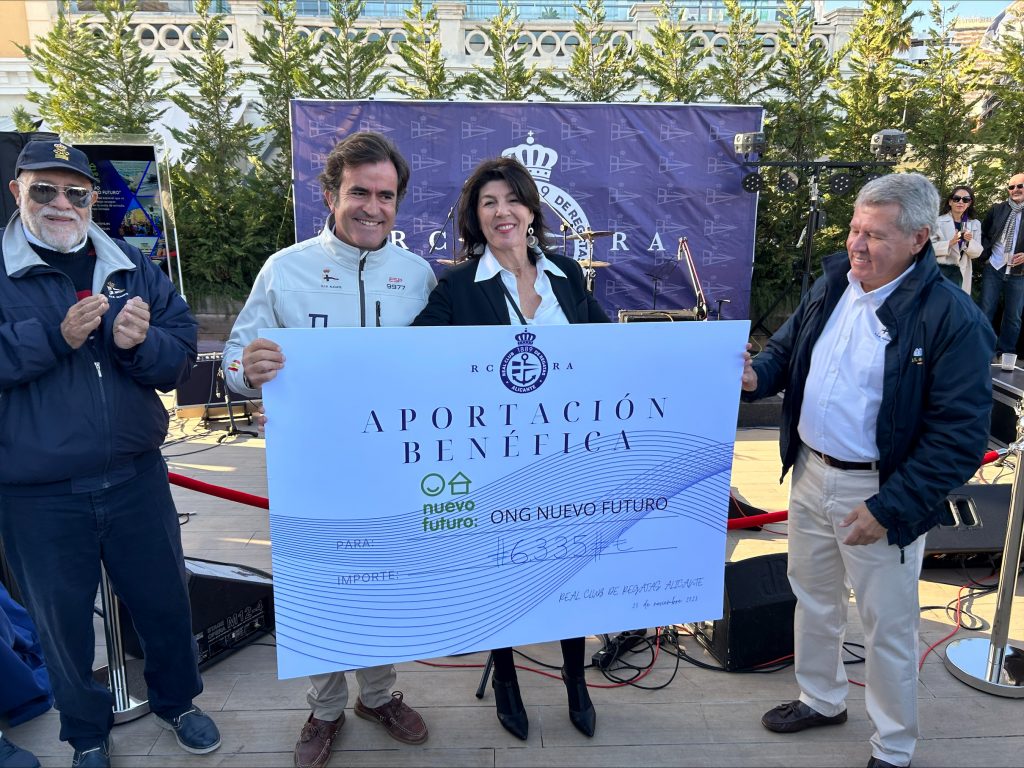 Real Club de Regatas renueva su compromiso social con la ONG Nuevo Futuro Real Club de Regatas renueva su compromiso social con la ONG Nuevo Futuro