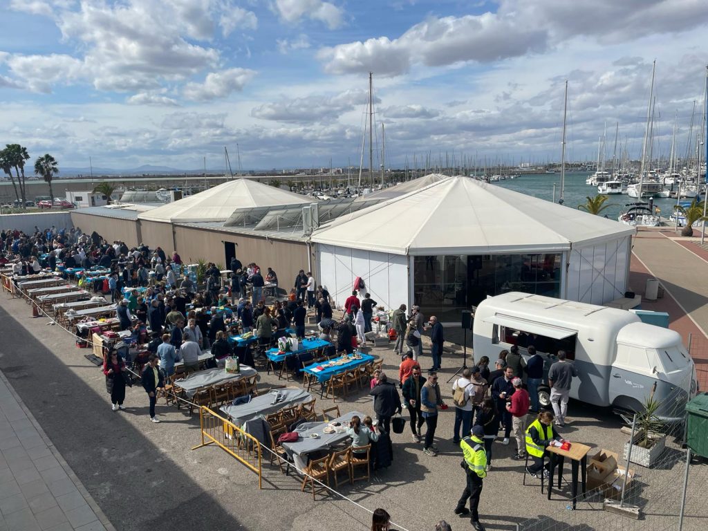 Éxito en el Concurso de paella marinera Clandestino en Valencia Mar