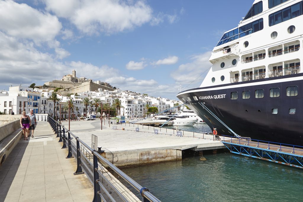 APB otorga la concesión de amarres de gran eslora en el puerto de Eivissa