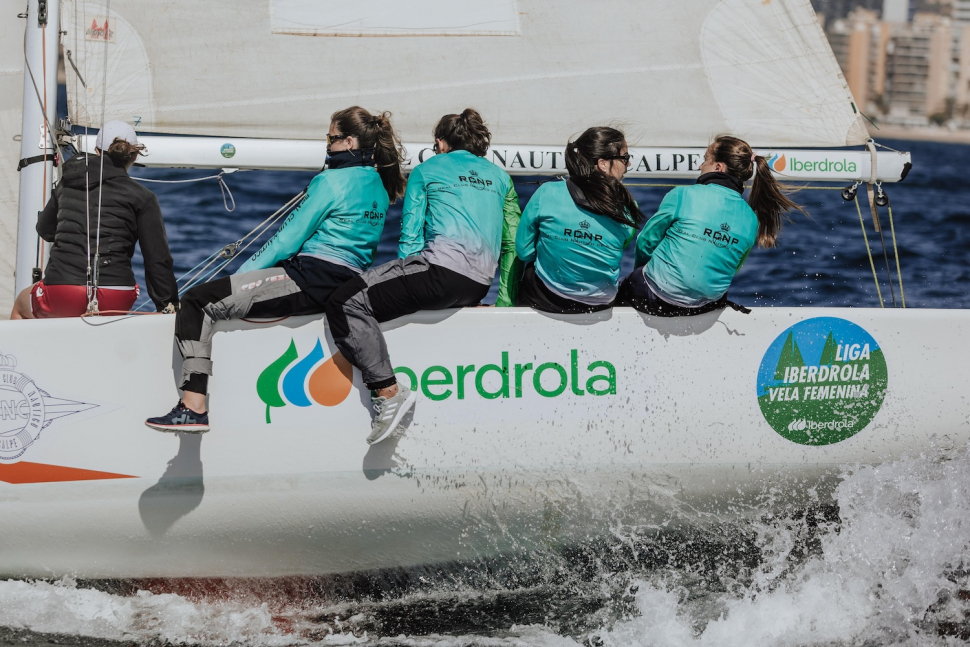 Team Baleària lidera la Liga Iberdrola de Vela Femenina tras la 2º jornada en Calpe