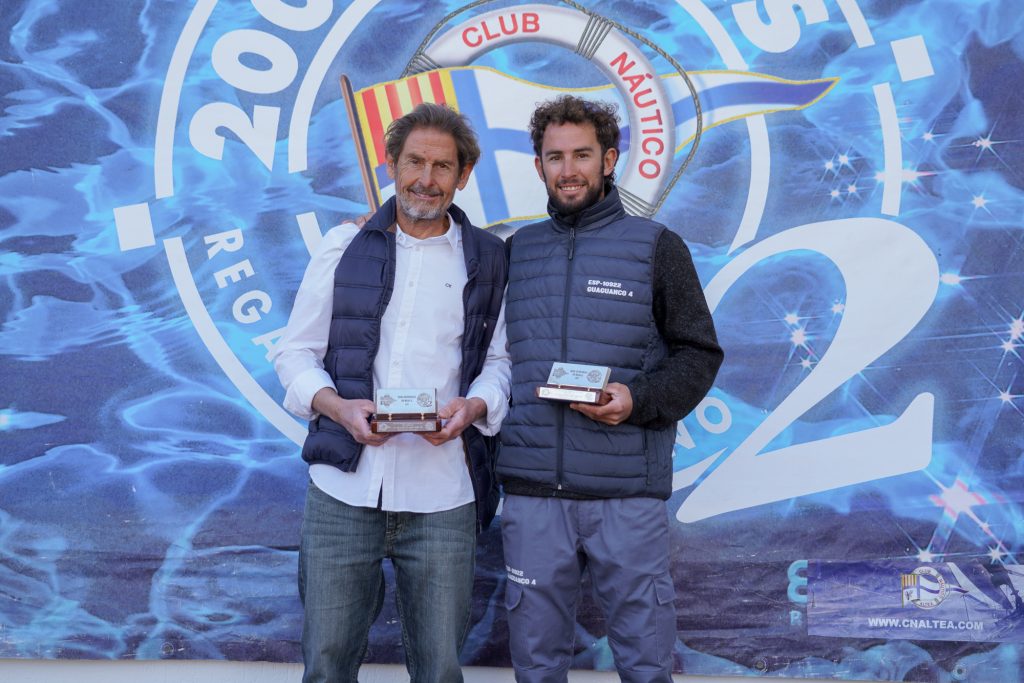 Triunfo del Guaguanco IV en las 200 Millas A2: Campeón Absoluto y Autonómico