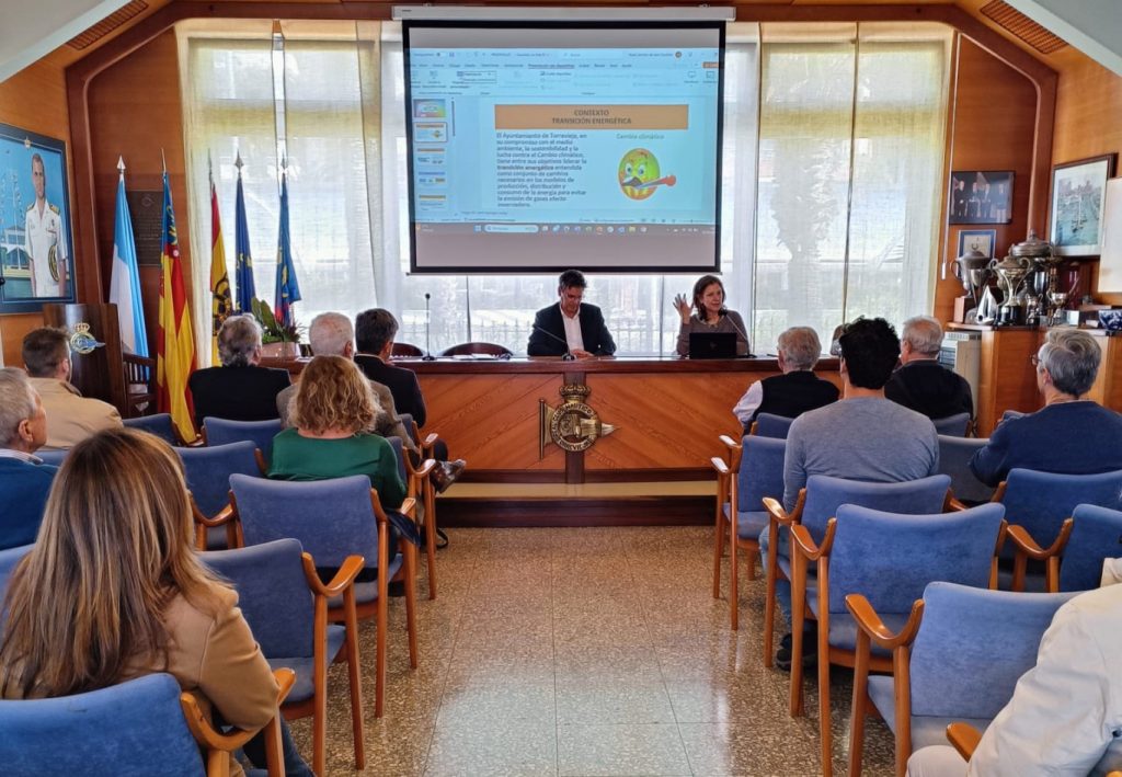Jornada informativa sobre transición energética en el RCN Torrevieja