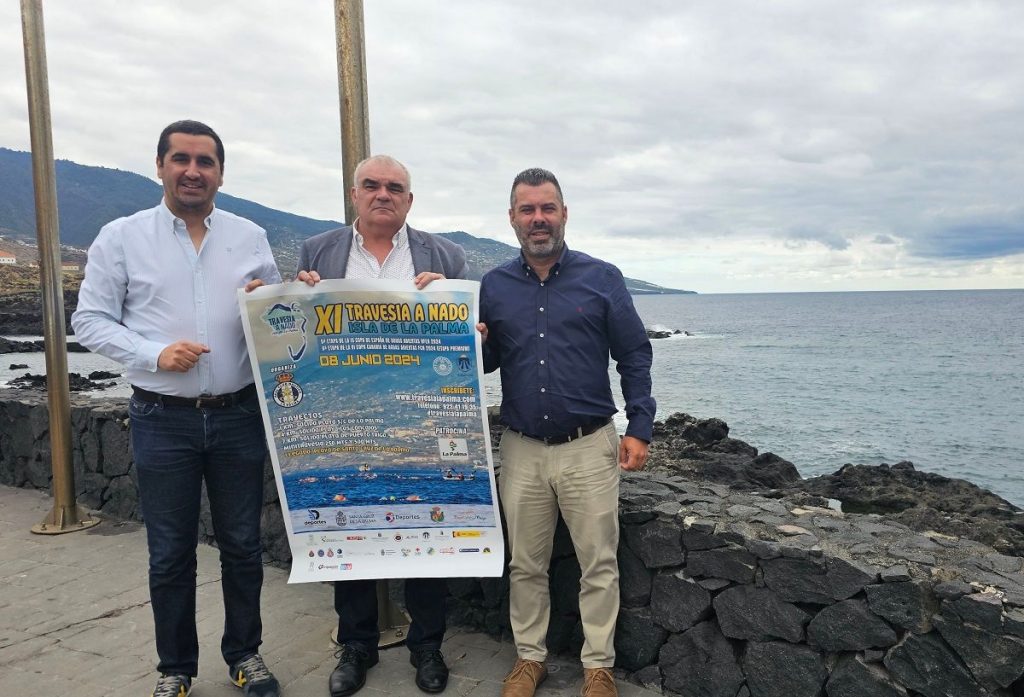 Los Cancajos acoge la 11º Travesía a Nado Isla de La Palma