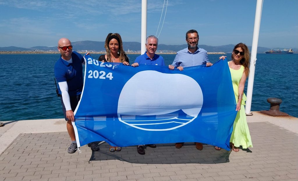 Alcaidesa Marina recibe la Bandera Azul por 13º año consecutivo