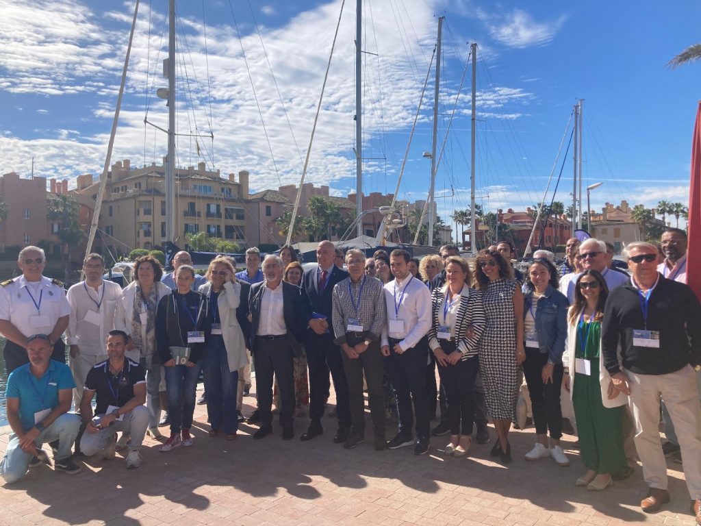 Los operadores promueven itinerarios de cruceros sostenibles en Andalucía