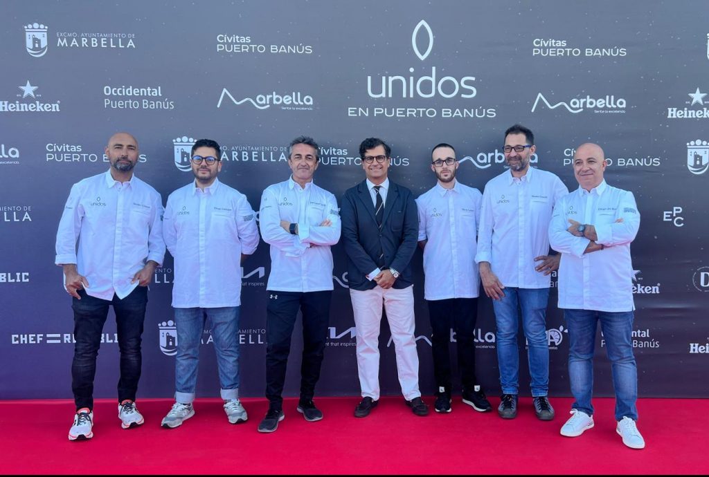 La 4ª Gala UNIDOS es un éxito con la participación de seis renombrados chefs de Málaga y el cantaor flamenco José Mercé