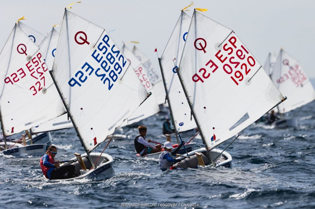 Más de 500 regatistas se reúnen en la Bahía de Palma para el Gran Día de la Vela