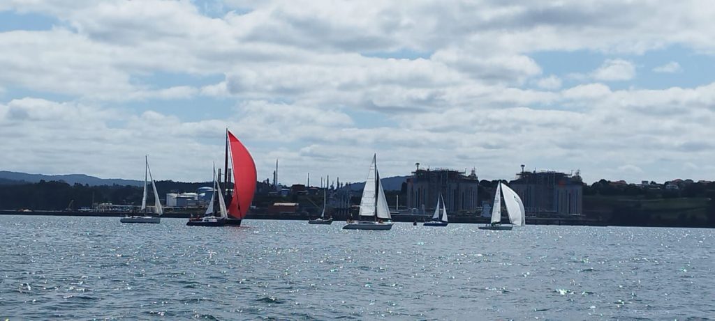 El "Golfiño" de José Naya, gran vencedor de la XII Regata Golfo Ártabro