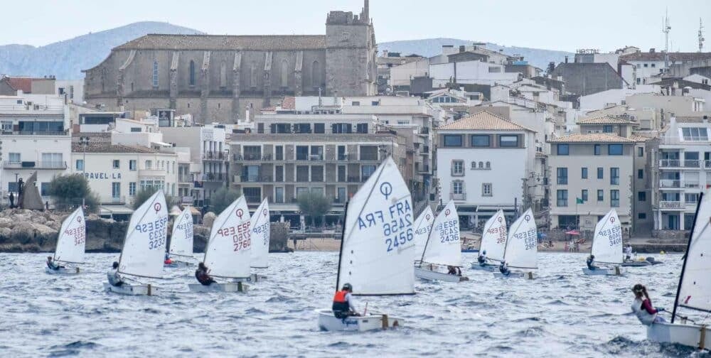 La 23º Atena Regata concluye en la Festa Major de L'Escala