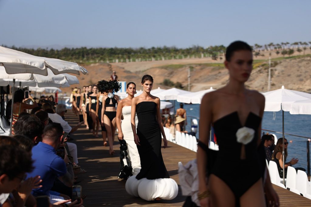 Gran Canaria Swim Week 2024 inaugura su pasarela en Pasito Blanco Marina