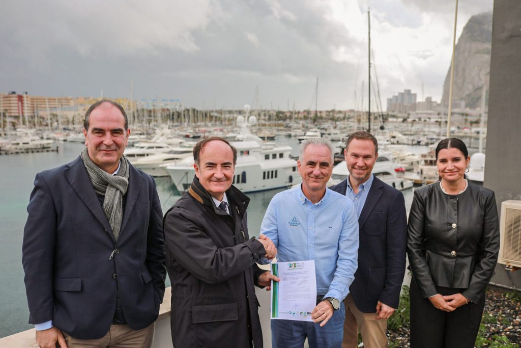 Alcaidesa Marina se adhiere a la Estrategia Verde de la APBA