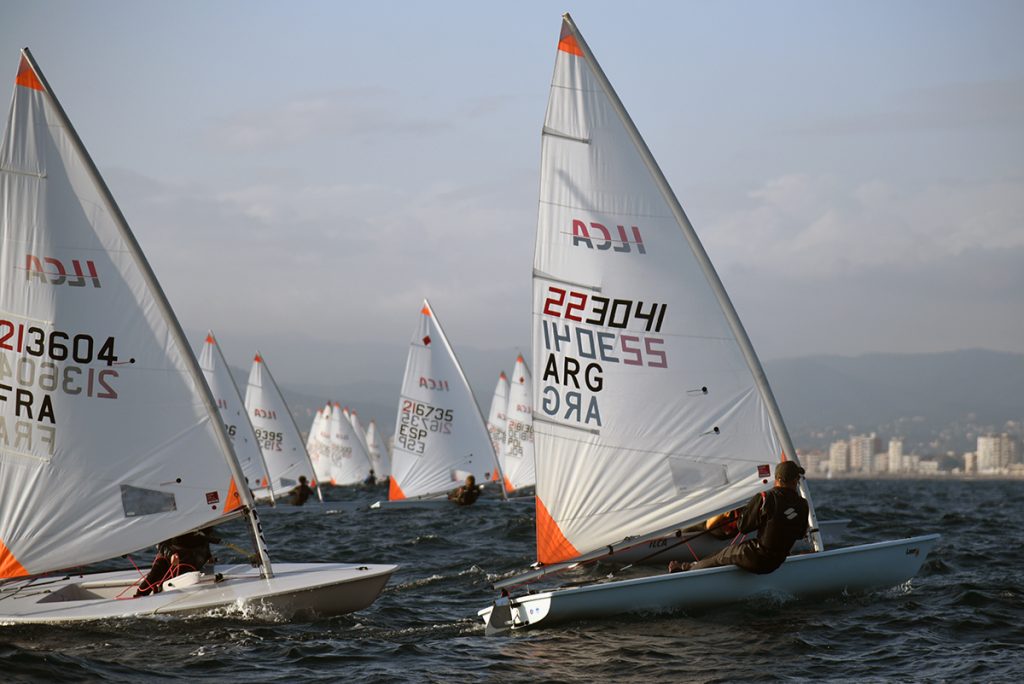 Bruno Römer mantiene el liderato en la 48ª Palamós Christmas Race
