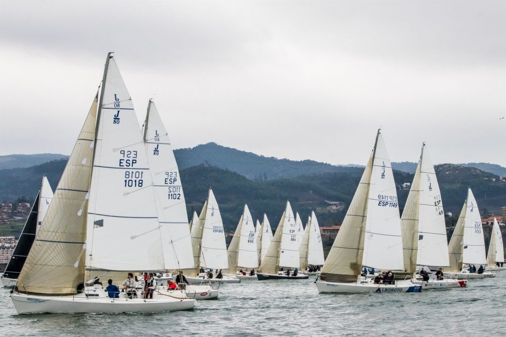 Okofen se coloca en cabeza de la Liga de Invierno Baitra J/80