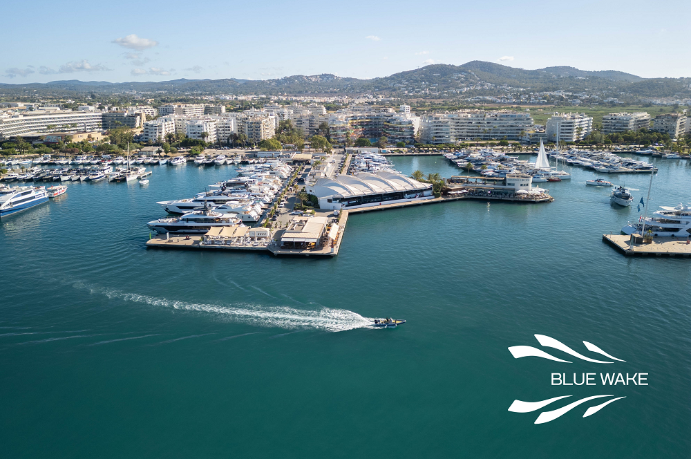 Marina Ibiza recibe la insignia Blue Wake™ por sus prácticas sostenibles en el sector náutico