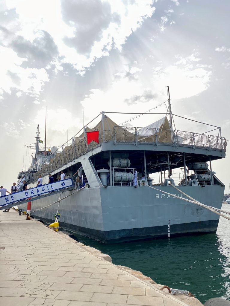 Marina Port Valencia recibe al buque escuela Brasil en su 39º crucero internacional de instrucción