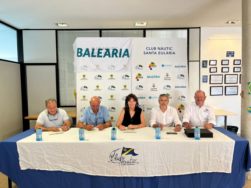 La Fundación Balearia renueva su convenio de colaboración con los clubes náuticos de Ibiza