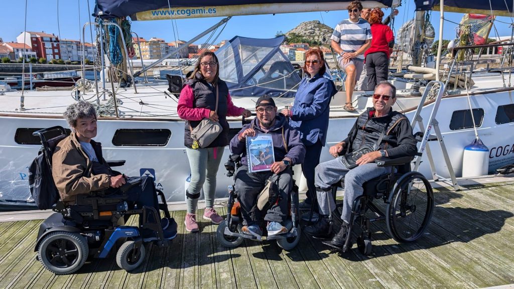 El velero Laion de COGAMI acerca la navegación a vela a 83 personas con discapacidad